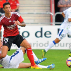 Maikel Mesa gana la partida a su par durante un partido-JOSÉ ESTEBAN EGURROLA