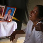 Una mujer llora la muerte de su hijo de 13 años, fallecido en el ataque a la iglesia de San Sebastián, en Negombo (Sri Lanka).-REUTERS (X02943)