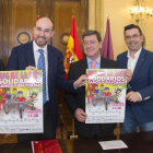 Fuentes y Rico (centro) tras la firma del convenio ayer en la Institución Provincial.-R. ORDÓÑEZ