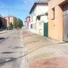 Tramo de la calle Pozanos en el que se va a intervenir a finales del año.-ISRAEL L. MURILLO