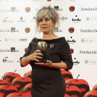 Elisa Sanz, durante el posado en la alfombra roja sevillana tras ganar el Premio Max.-J.A. DE LAMADRID / FUNDACIÓN SGAE