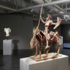 Una de las partes de ‘Venancio Blanco. Una mirada a Cervantes’ gira en torno al proceso de creación del monumento a Don Quijote y Sancho que se levanta en Valdepeñas.-Raúl Ochoa