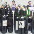 Los catadores evaluaron la calidad de las 700 muestras presentadas.-L.V.
