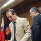 Sobremonte y Calzada presentaron ayer el undécimo boletín.-R. OCHOA