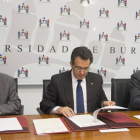 Los rectores Fernando Galván Reula, Alfonso Murillo Villar y Carlos Andradas Heranz.-ICAL