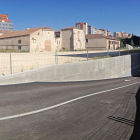 Vía de acceso y salida del parking de lasHuertas de la Concepción.-ISRAEL L. MURILLO