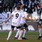 Los jugadores del Burgos CF celebran un gol. TOMÁS ALONSO