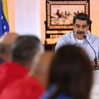 Maduro en un acto del Partido Socialista Unido de Venezuela el lunes  en Caracas.-EFE