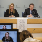 La vicepresidenta y portavoz de la Junta de Castilla y León, Rosa Valdeón, y el consejero de Presidencia, José Antonio de Santiago-Juárez, comparecen en rueda de prensa posterior al Consejo de Gobierno-ICAL