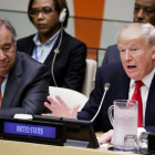 El presidente de EEUU, Donald Trump, y el secretario general de la ONU, Antonio Guterres (izquierda), en la sede de la ONU.-EFE /JUSTIN LANE