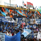 Miles de personas protestan hoy  en el Estadio Atlanta de Buenos Aires.-EFE