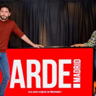Paco León e Inma Cuesta, en la presentación de la serie de Movistar+ Arde Madrid.-EL PERIÓDICO