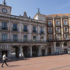 El Ayuntamiento de Burgos, en el número uno de la Plaza Mayor.-ISRAEL L. MURILLO