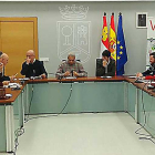 El equipo de Gobierno y los concejales de los grupos de la oposición en pleno debate municipal.-ECB