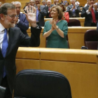 Rajoy llega a la sesión de control en el Senado, el martes 23 de mayo.-EFE / JAVIER LIZÓN
