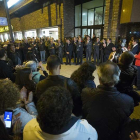 Imagen de la concentración a las piuertas de El Mundo-El Correo de Burgos-RAÚL G. OCHOA