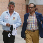 Raúl Coca y Juan Carlos Barriocanal antes de una rueda de prensa en los aledaños de El Plantío.-RAÚL G. OCHOA