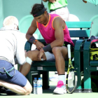 Nadal vence a Khachanov pero su rodilla deja en duda las semis ante Federer.-GETTY IMAGES