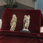 Las dos figuras recuperadas.-ACN