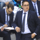 Diego Epifanio ‘Epi’ sigue atento las evoluciones de un partido en el Coliseum-Israel L. Murillo