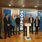 Jaime de Olano con los candidatos del PP de Burgos.-ECB