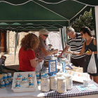 La sal extraída por los Amigos de las Salinas es muy popular en las ferias burebanas.-G. G.