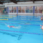 Aunque en el pliego figuraban 1.700 usuarios de las piscinas, apenas hay 600.-L. V.