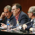 Los miembros de la directiva del CB Tizona, durante su última comparecencia pública para anunciar que se echaba a un lado tras no poder jugar en ACB-Raúl G. Ochoa