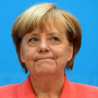 La cancillera Angela Merkel, ante los medios.-REUTERS / FABRIZIO BENSCH