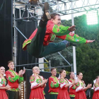Las acrobacias de la compañía rusa volvieron a dejar asombrados y a arrancar aplausos de los espectadores y también de los propios compañeros.-Raúl Ochoa