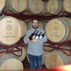 Señorío de Valdesneros, en la localidad de Torquemada es una de las bodegas palentinas de la DO Arlanza que se integra en la ruta del vino. En ella Rubén Montero puso en marcha La Posada. / ECB