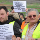 La plataforma lleva meses criticando que  el Estado haya descartado un proyecto anterior con un trazado central.-I. L.M.