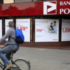 Fachada del Banco Popular en el paseo de Gràcia de Barcelona.-EL PERIÓDICO