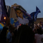 Ciudadanos puertorriqueños durante la jornada electoral del 5 de junio del 2016.-EFE / THAIS LLORCA