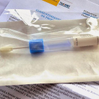 Kit de saliva que se recibe tras rellenar el formulario.-ETHEREABLOGDEMODA