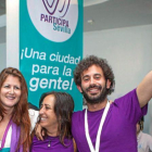 Julián Moreno, a la derecha, en un acto de Podemos.-