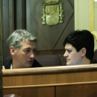 El diputado de EH Bildu, Oskar Matute, fue el encargado de defenderla propuesta.-ECB