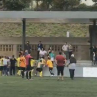 Tángana tras el partido en San Pol de Mar.-TELEVISIÓ DE BADALONA
