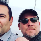 El fotoperiodista estadounidense David Gilkey, que trabajaba para NPR, y su intérprete afgano Zabihulá Tamana.-MONIKA EVSTATIEVA