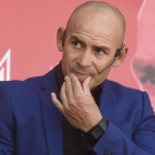 El entrenador Paco Jémez durante su presentación como nuevo técnico del Granada.-MIGUEL ANGEL MOLINA / EFE