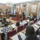 Momento del Pleno en el que estaba interviniendo José Antonio Noguero del Comité Ciudadano Antisida.-SANTI OTERO