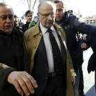 Rato llega a los juzgados de plaza de Catilla en febrero pasado.-EFE / CHEMA MOYA