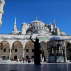 La mezquita azul,el pasado martes.-REUTERS / AMMAR AWAD