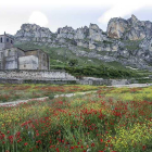 Naturaleza y patrimonio van de la mano en esta bella y desconocida villa de la comarca del Ebro.-ISRAEL L. MURILLO