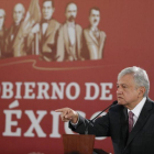 El presidente de Mexico  Andres Manuel Lopez Obrador  ofrece una rueda de prensa en el Palacio Nacional  en Ciudad de Mexico.-Jose Mendez / EFE