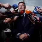 El ministro de Justicia, Rafael Catalá, atiende a la prensa el pasado mes de diciembre.-EFE / NACHO GALLEGO