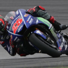 El catalán Maverick Viñales (Yamaha), en su vuelta rápida de hoy en Sepang (Malasia).-ALEJANDRO CERESUELA