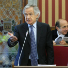 Luis Escribano, ejerciendo como portavoz de los socialistas en una de sus intervenciones en un Pleno municipal.-RAÚL G. OCHOA