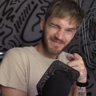 PewDiePie dejó temblando a sus millones de suscriptores al anunciar que borraría su canal si llegaba a los 50 millones de fans.-