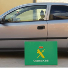 Vehículo intervenido por la Guardia Civil.-ECB